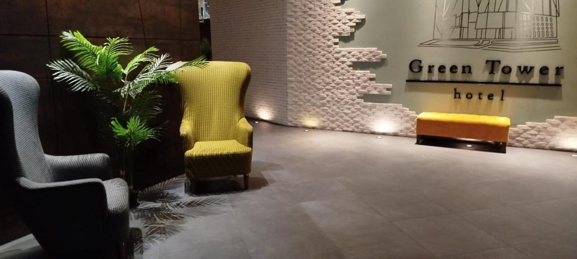 Green Tower Hotel ティビリシ エクステリア 写真