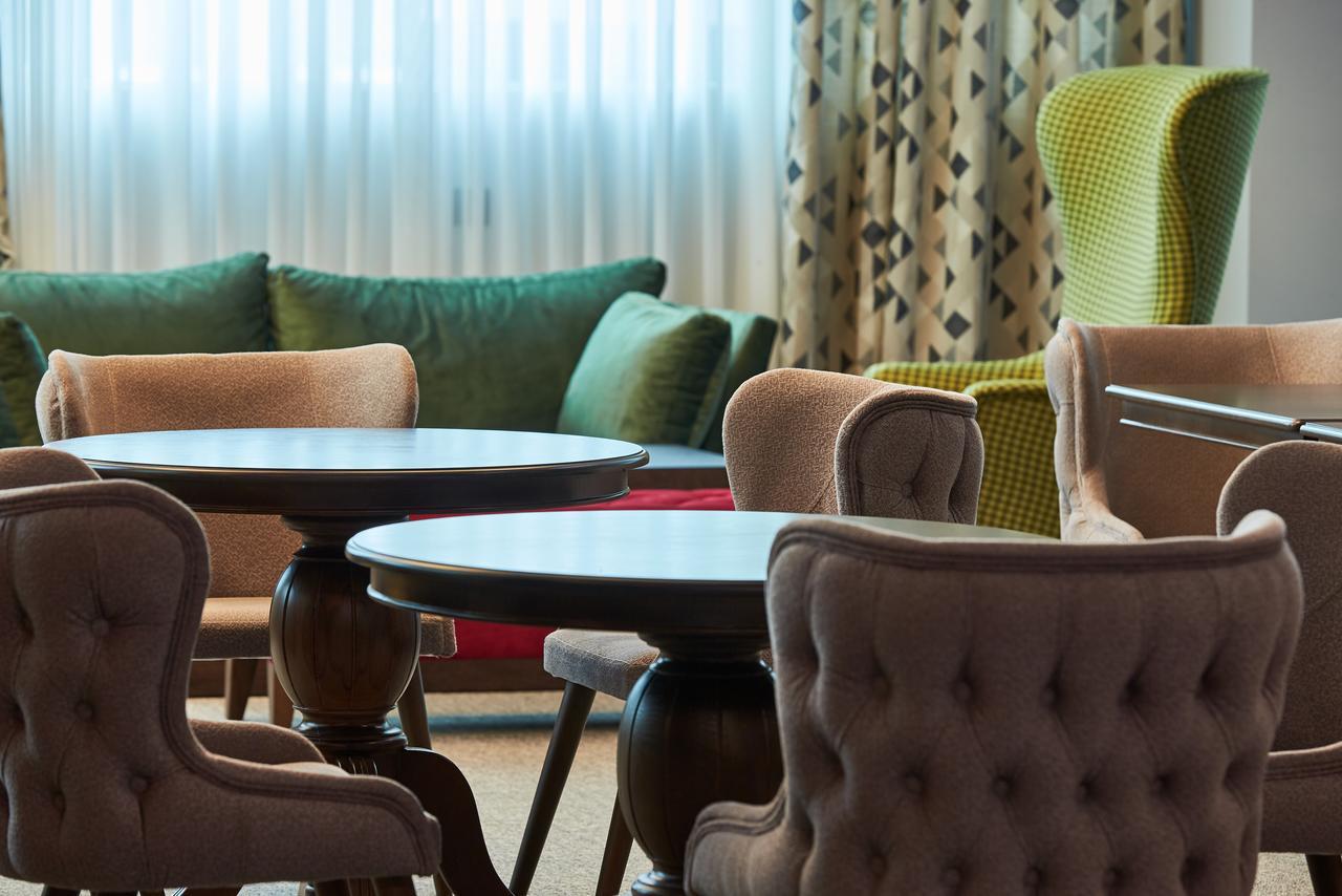 Green Tower Hotel ティビリシ エクステリア 写真